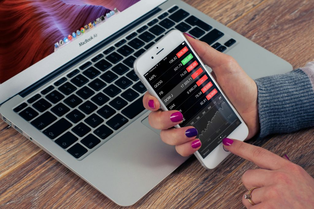 Trade Smart: Mastering When and What to Trade